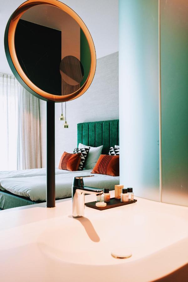 Van Der Valk Hotel Schiedam Bagian luar foto