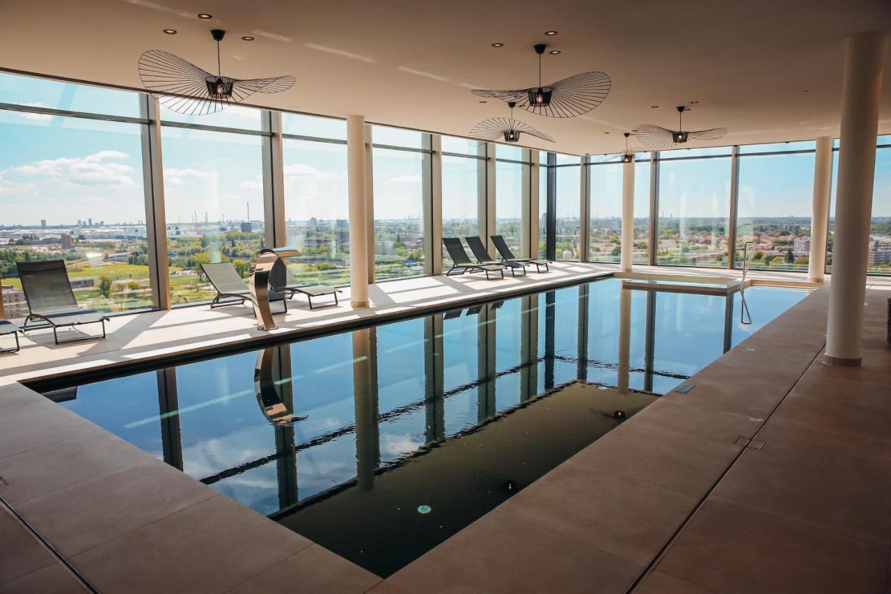 Van Der Valk Hotel Schiedam Bagian luar foto