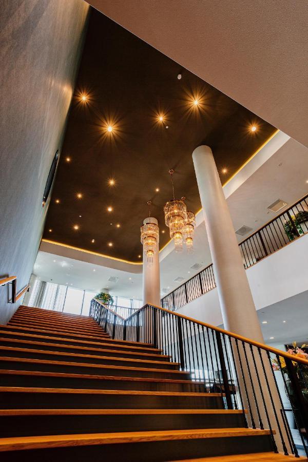 Van Der Valk Hotel Schiedam Bagian luar foto