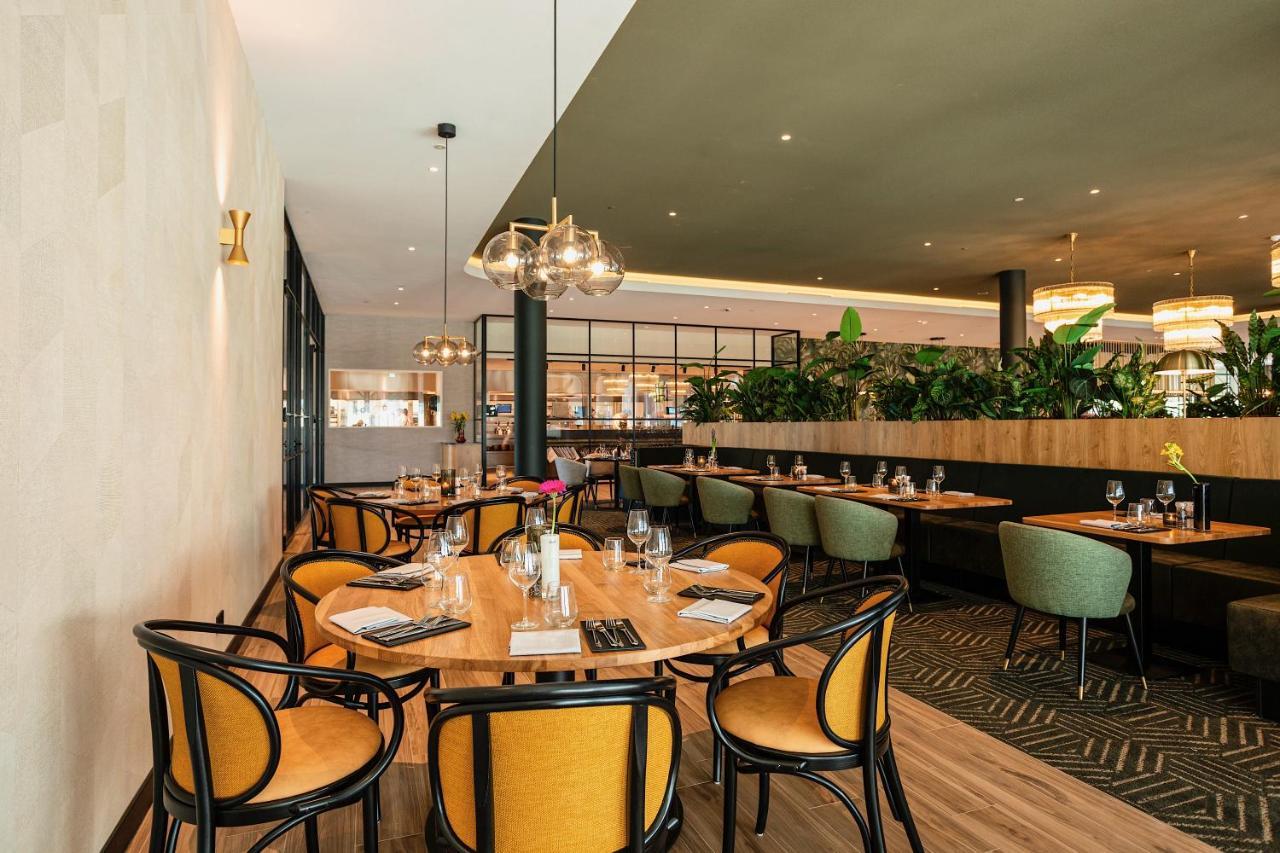 Van Der Valk Hotel Schiedam Bagian luar foto