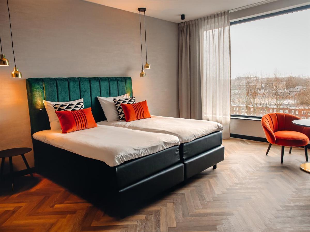 Van Der Valk Hotel Schiedam Bagian luar foto
